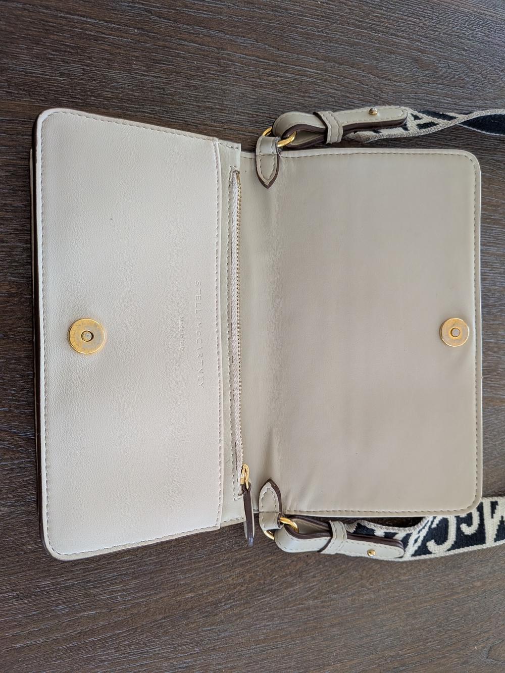 Stella McCartney White Perforated Logo Crossbody Bag with Branded Strap - Picture 3 of 11